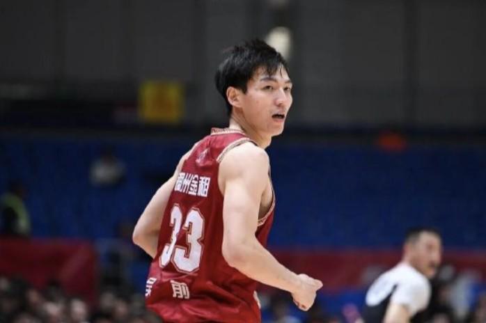 乐鱼体育app-1276个！吴前生涯三分命中数超越西热力江，升至CBA历史第四位