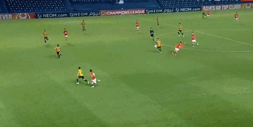 乐鱼体育官方网站-【亚冠】宁浩旭造对手乌龙 广州队1比5泰港6战全败